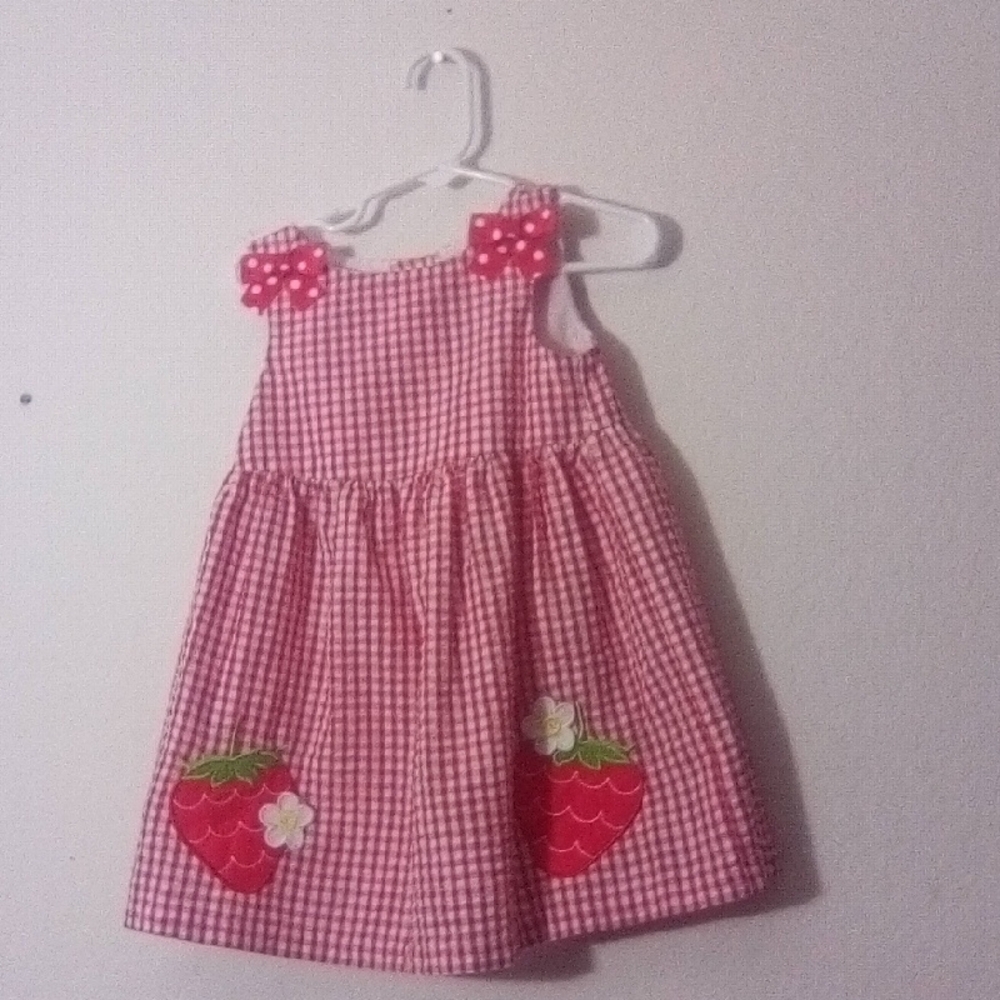 FUN TO WEAR. ute Strawberry Gingham Dress